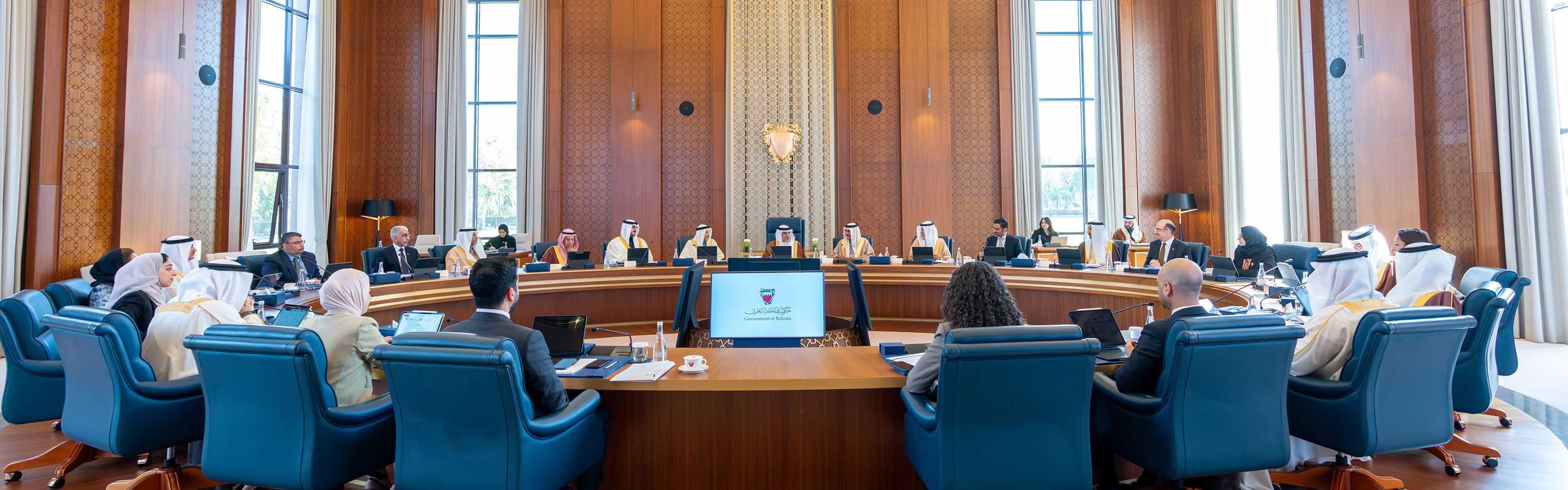 سمو ولي العهد رئيس مجلس الوزراء يترأس الاجتماع الاعتيادي الأسبوعي لمجلس الوزراء